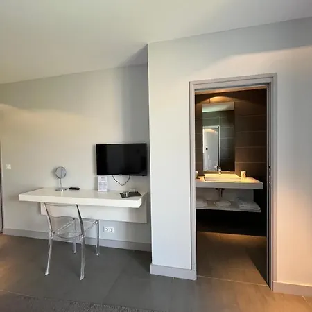 Lafitenia Choriekin Hotel